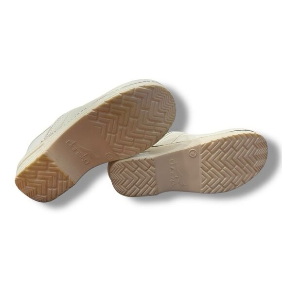 Dansko White Leather Professional Clogs Shoes Clean Medical Women’s US 5.5 EU 36 - Picture 10 of 11